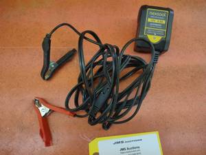 lot 349 image: Nextool Battery Maintainer...