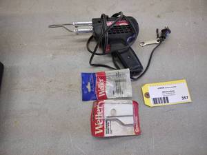 lot 357 image: Weller Soldering Gun...