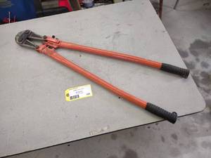 lot 326 image: 36 Bolt Cutters...