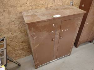 lot 408 image: Cabinet with Contents, 38x17x46...