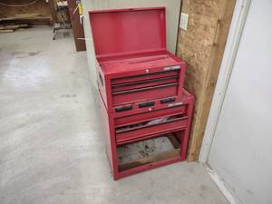 lot 412 image: Craftsman Tool Chest, 27x14x41...