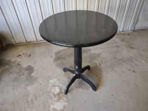 lot 457 image: 30 Drop Leaf Table...