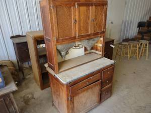 lot 464 image: Bakers Cabinet 42x28x70...