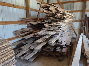 lot 422 image: Large Quantity Ruff-Sawn Lumber...