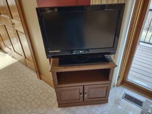 lot 477 image: LG TV with Stand...
