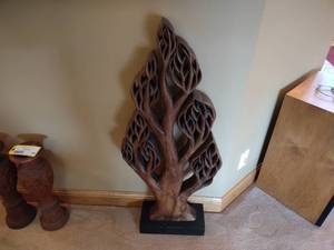 lot 498 image: Wooden Tree, 42...