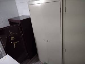 lot 528 image: 2 Door Cabinet, 36x18x78...