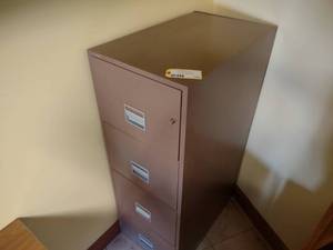 lot 544 image: 4 Drawer File Cabinet...