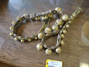 lot 557 image: Jingle Bells...
