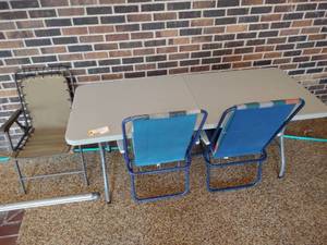 lot 567 image: Table & (3) Chairs...
