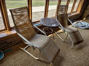 lot 573 image: Table & (2) Chairs...