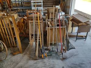 lot 597 image: Assorted Tools...