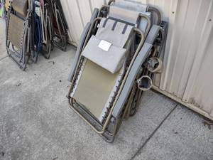 lot 607 image: (3) Chairs...