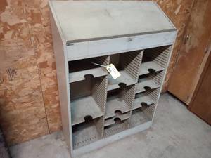lot 54 image: Shelf Unit, 39x54x14...