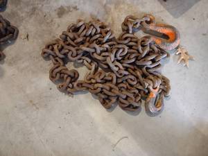 lot 624 image: 12 Log Chain...