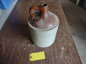 lot 635 image: Jug, 1 Gallon...