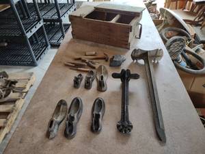 lot 645 image: Vintage Cobbling Tools & Box...