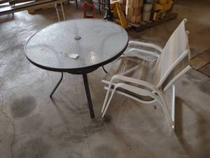 lot 654 image: Table & (2) Chairs...