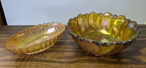 lot 735 image: Vintage Carnival Glass Bowl & Platter