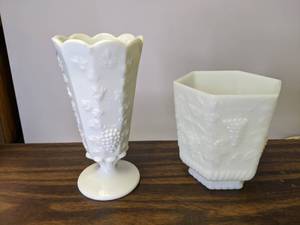 lot 736 image: Two Vintage Milk Glass Vases
