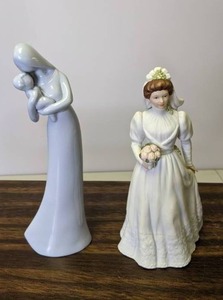 lot 746 image: Two Figurines Woman with Child & Bride