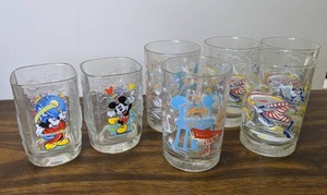 lot 722 image: Seven Vintage Disney Glass Tumblers