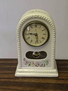 lot 724 image: Paul Sebastian Porcelain Floral Mantel Clock