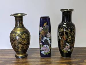 lot 725 image: Decorative Brass and Porcelain Vases
