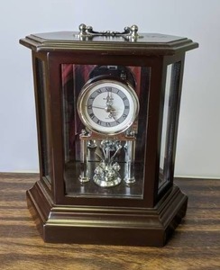 lot 518 image: Wallace Quartz Mantel Carriage Clock