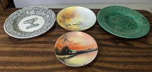 lot 506 image: Four Decorative Plates Spode Archive, Nippon, Noritake