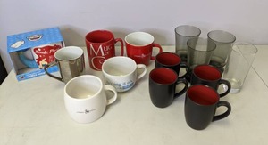 lot 569 image: Lot of Drinking Glasses and Mugs