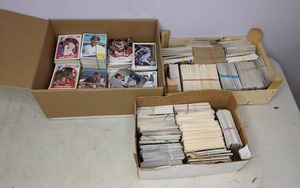 lot 346 image: Large Lot of Trading Cards Baseball, Basketball & Football