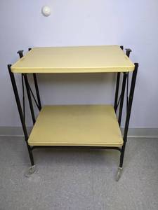 lot 88 image: Vintage W.P. Johnson Han-D-Made Rolling Folding Cart