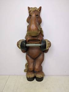lot 352 image: Montana Silversmiths Pasture Pals Elmer TP Holder