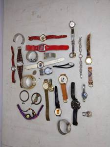 lot 356 image: Wristwatches & Parts for Repair