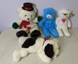 lot 593 image: Four Stuffed Animals