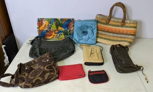 lot 474 image: Assorted Purses and Coin Purses
