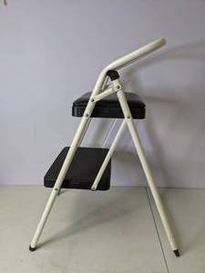 lot 478 image: Folding Step Stool with Padded Seat