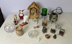 lot 451 image: Assorted Small Figurines - Some Holiday