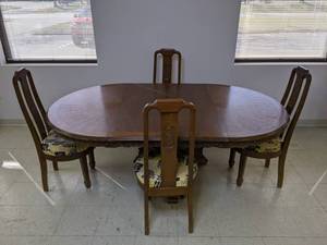 Dining Table & Chairs with Carved Dragon Detailing