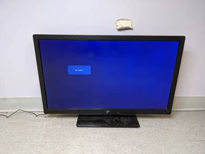 lot 376 image: 31 Westinghouse TV