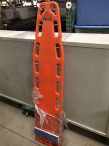 lot 37 image: Xtra Xray Translucent Plastic Backboard Stretcher - Good Condition