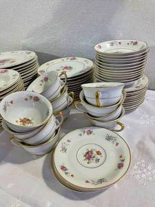 Lovely Large Lot Of Royal Jackson Featherlight Lord Patterson Pattern Floral Roses&nbsp