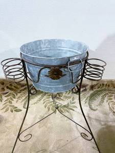I LOVE THIS&nbsp READY FOR A PARTY WITH THIS VINTAGE LOOKING OUTDOOR IRON WINE BOTTLE LIQUOR BOTTLE HOLDER STAND WITH METAL ICE BUCKET HOLDER - GREAT CONDITION