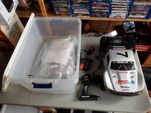 Traxxas RC Car With Accessories Includes Tote With Lid