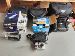 Lot Of Assorted Cameras & Camera Cases