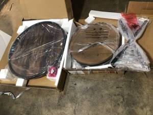 lot 7 image: Lot of small Decor Tables not used see pictures