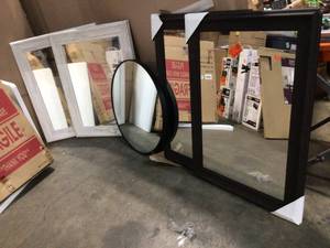 lot 28 image: Lot of asoorted mirrors see pictures