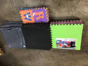 Lot of assorted Interlocking  GYM Tiles see pictures