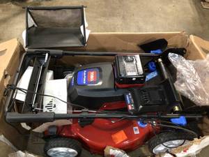 Toro Recycler 22 in. 60-Volt Lithium-Ion Cordless Battery Walk Behind Personal Pace Mower - 6.0 Ah BatteryCharger Included